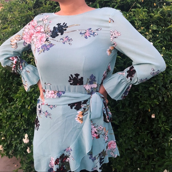 Zaful Tops - Wrap Tunic w/Ruffles, Floral Print, Bell Sleeve